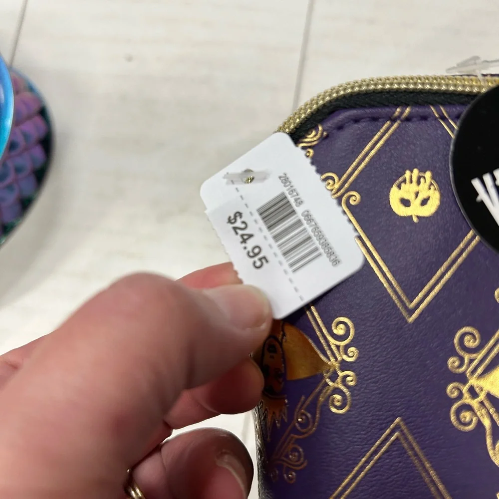 Disney‎ Villains Bath & Body Cosmetic Collection